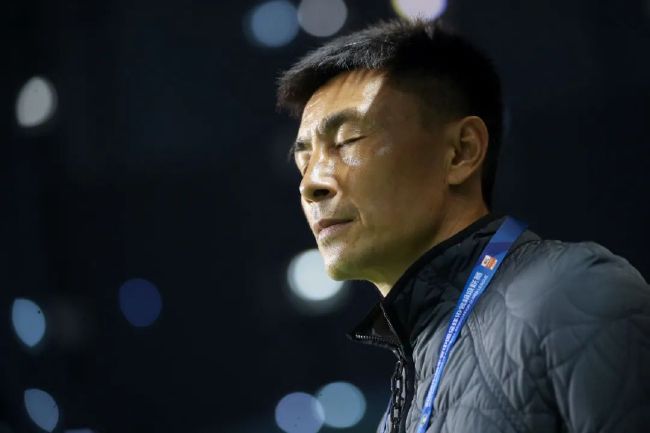 报道称，国米一直将贾洛视为后防引援目标，而贾洛与里尔的现有合同将在冬窗就到期，因此续约无望的里尔想在冬窗就立刻出售贾洛套现。